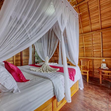 Santen Beach Bungalows Ped 외부 사진