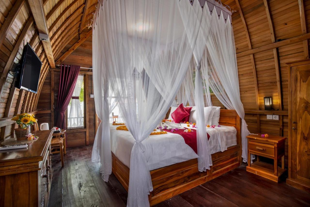 Santen Beach Bungalows Ped 외부 사진