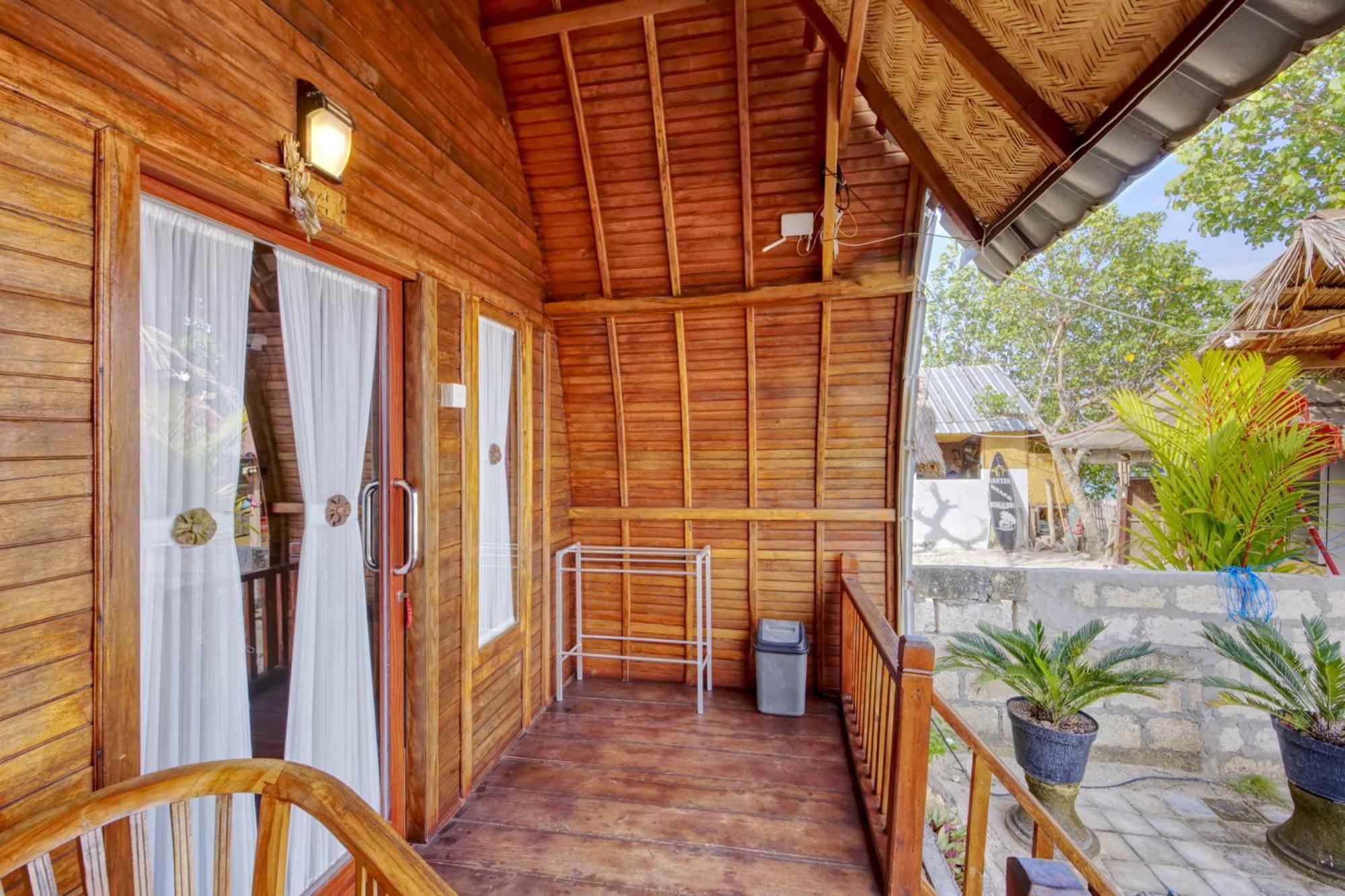 Santen Beach Bungalows Ped 외부 사진