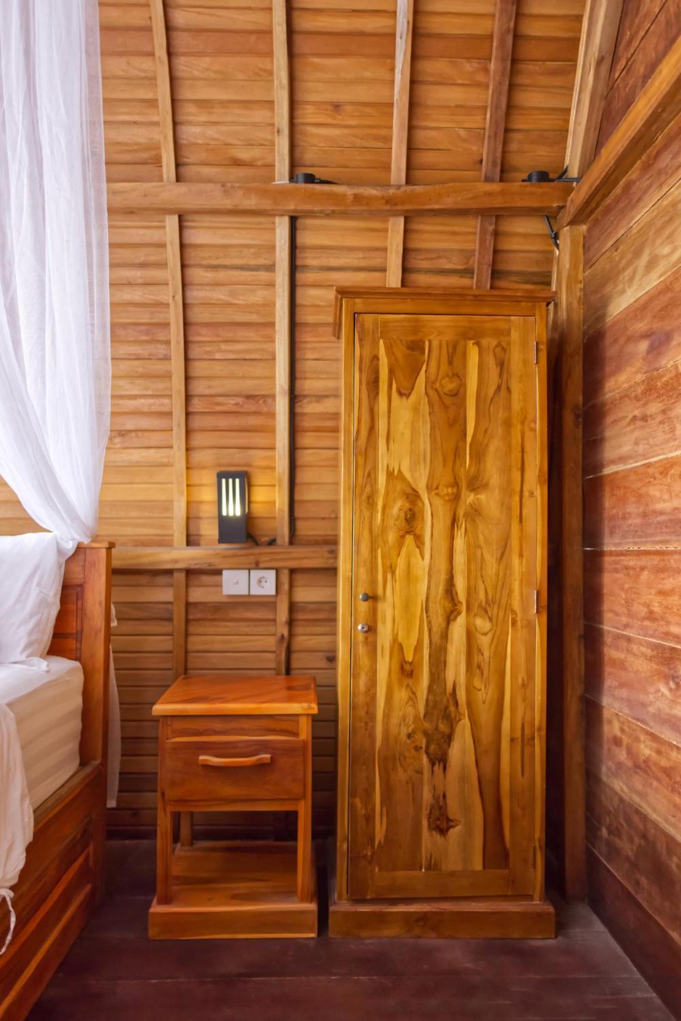 Santen Beach Bungalows Ped 외부 사진