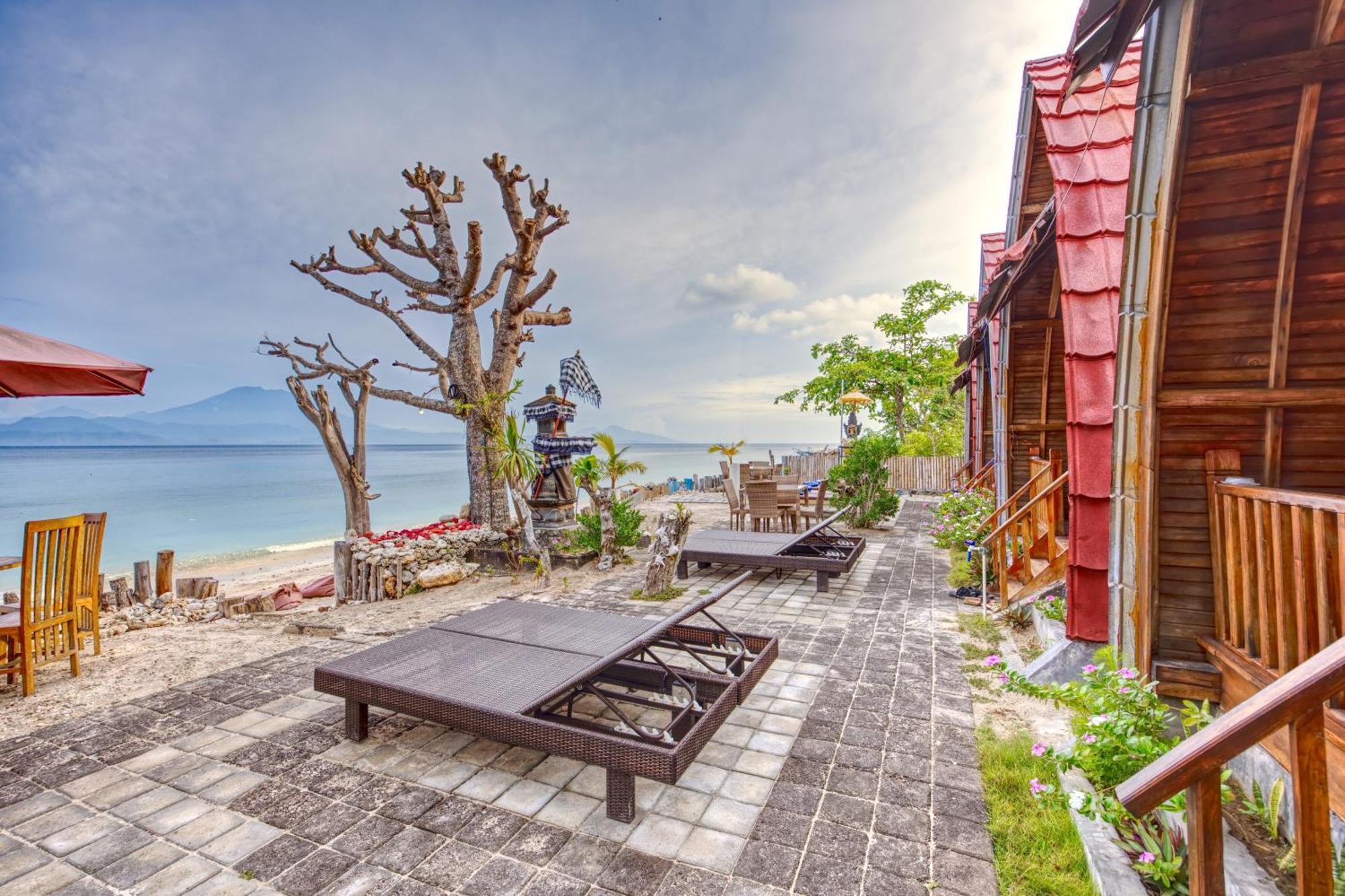 Santen Beach Bungalows Ped 외부 사진
