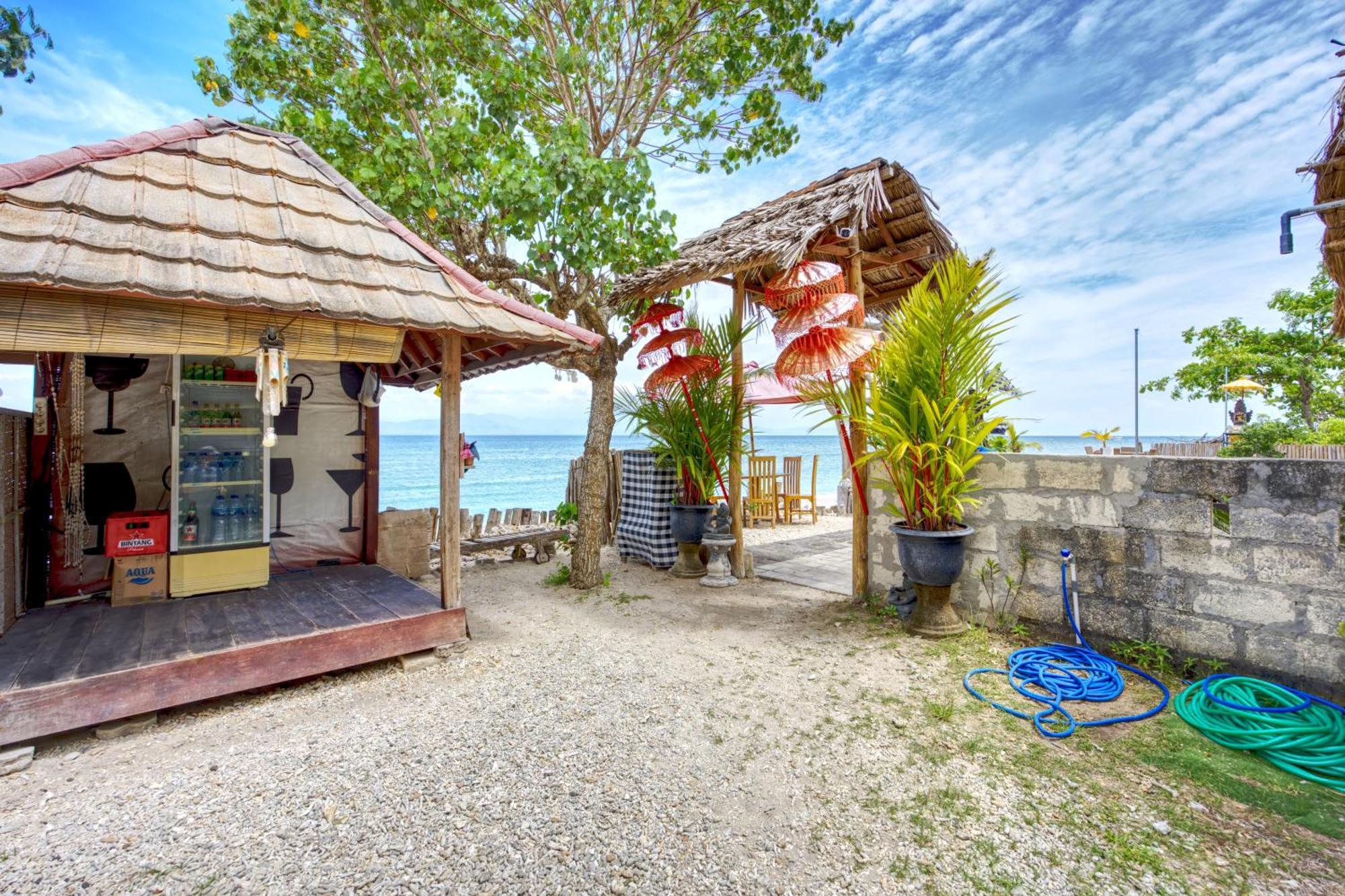 Santen Beach Bungalows Ped 외부 사진