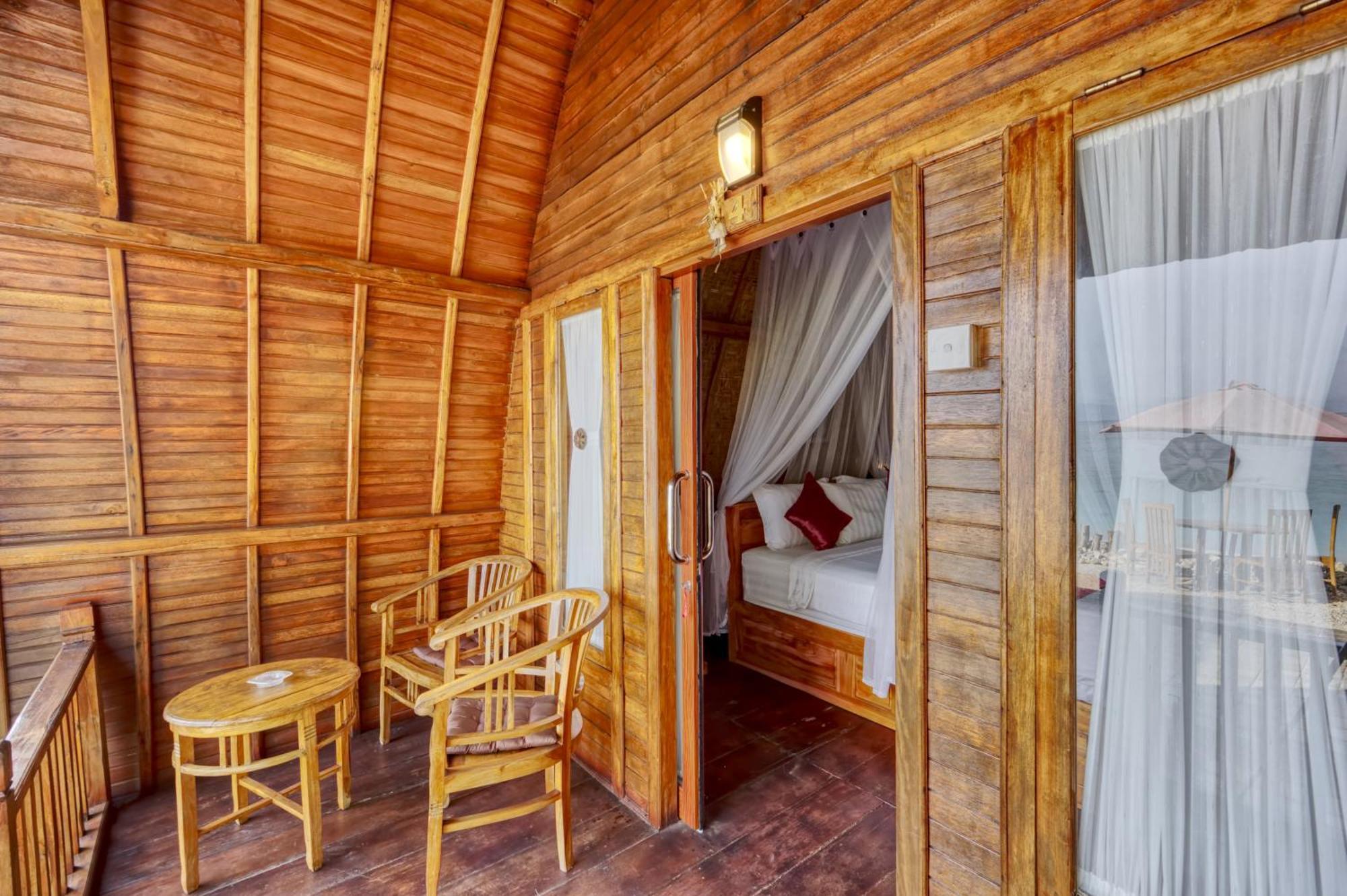 Santen Beach Bungalows Ped 외부 사진
